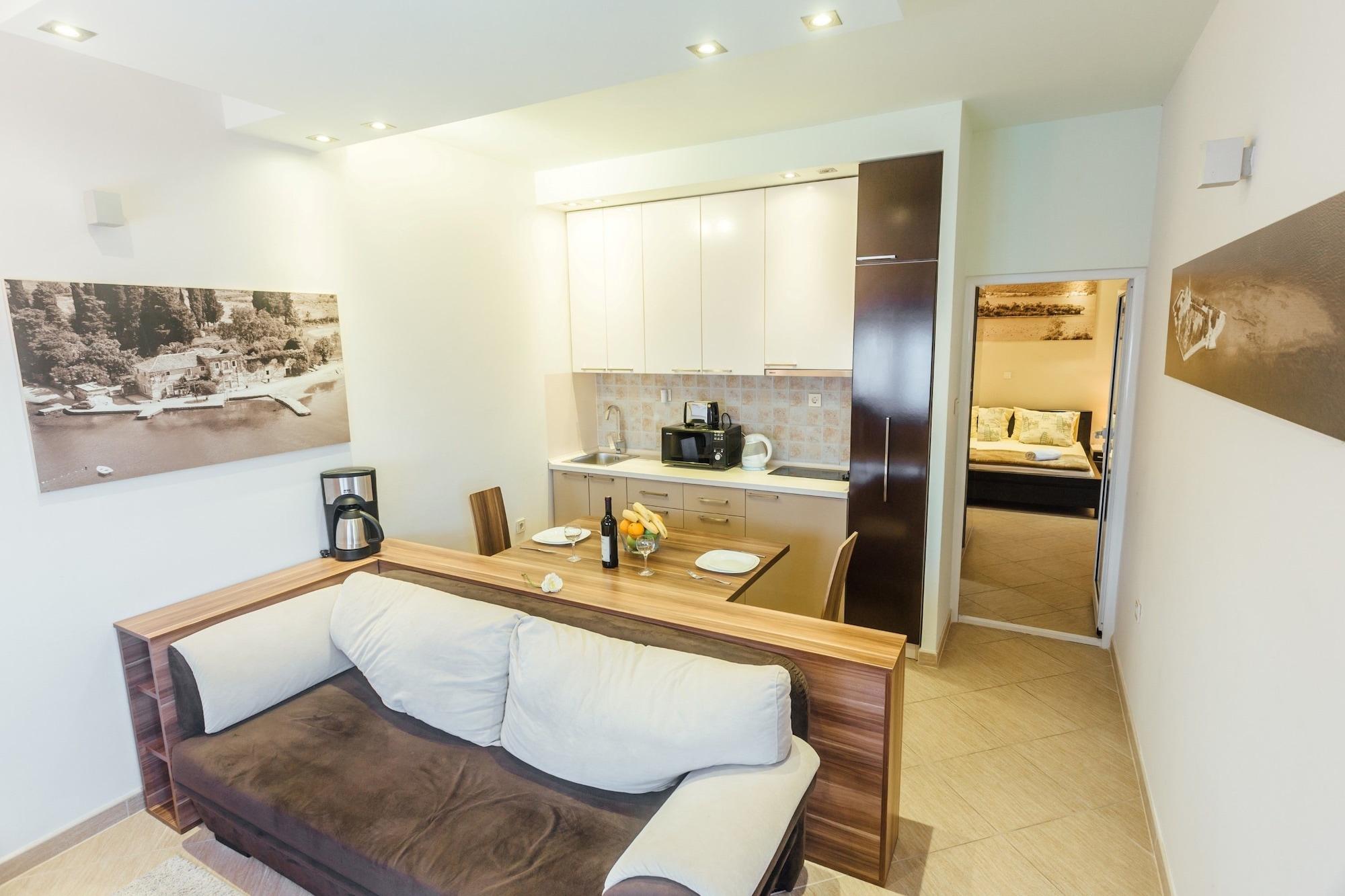 Apartments Monet Tivat Exterior photo
